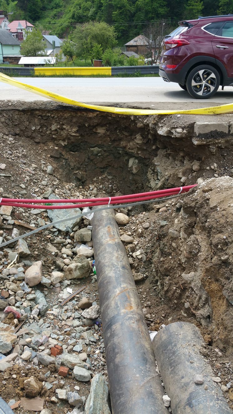 Foraj nedirijat cu țeavă OL dn406 mm Câmpeni