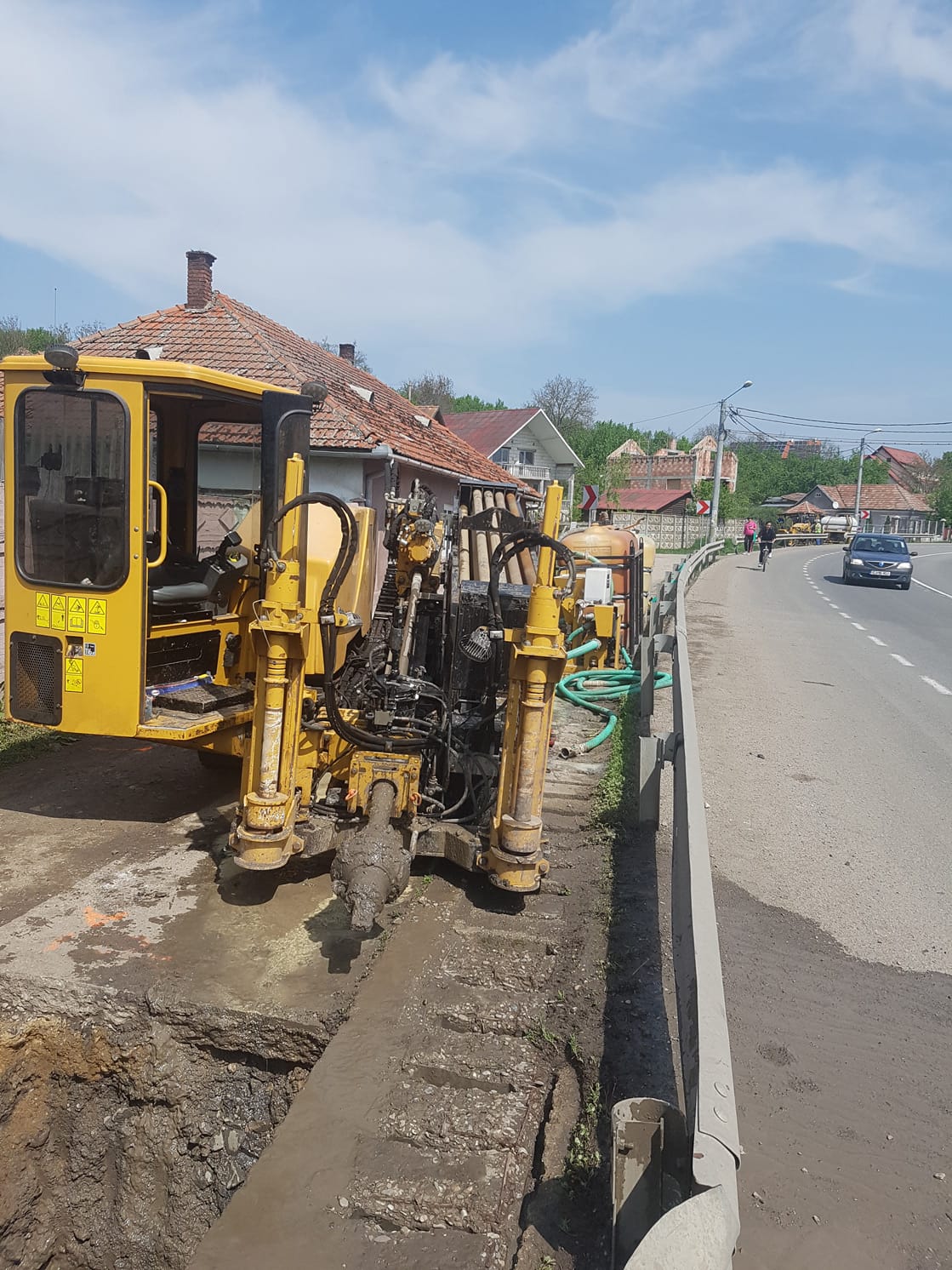 Foraj Orizontal Dirijat pe drum național pentru țeava PEHD de 315 mm